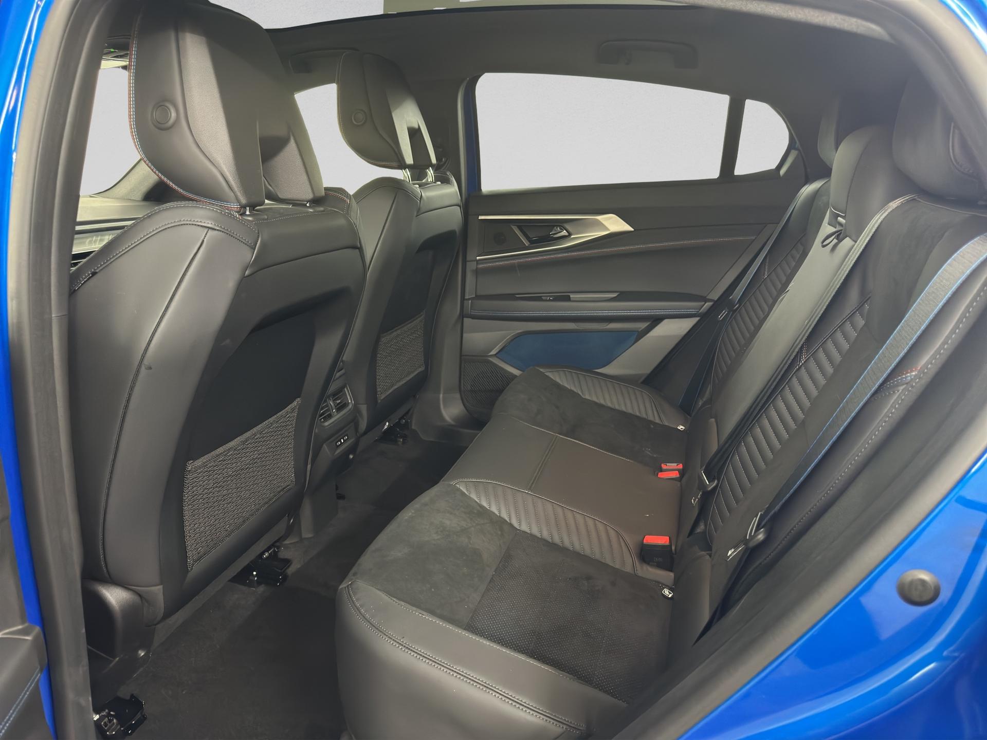 RENAULT Rafale 1.2 E-Tech Hybrid 200 Esprit Alpine-image-16