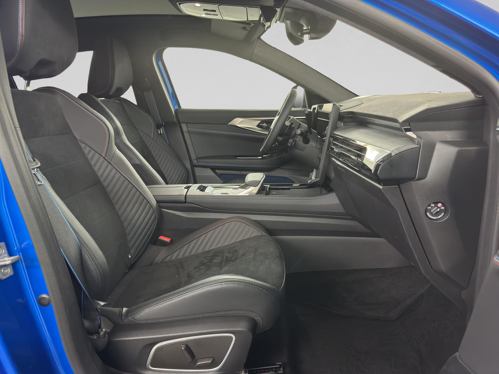 RENAULT Rafale 1.2 E-Tech Hybrid 200 Esprit Alpine-image-11