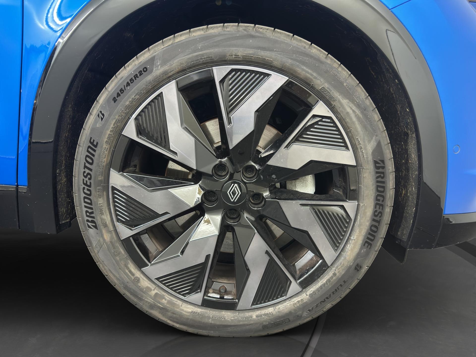 RENAULT Rafale 1.2 E-Tech Hybrid 200 Esprit Alpine-image-28