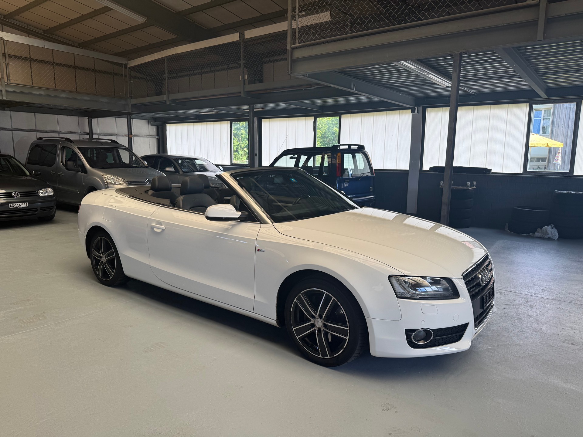 AUDI A5 Cabriolet 2.0 TFSI quattro S-tronic-image-2