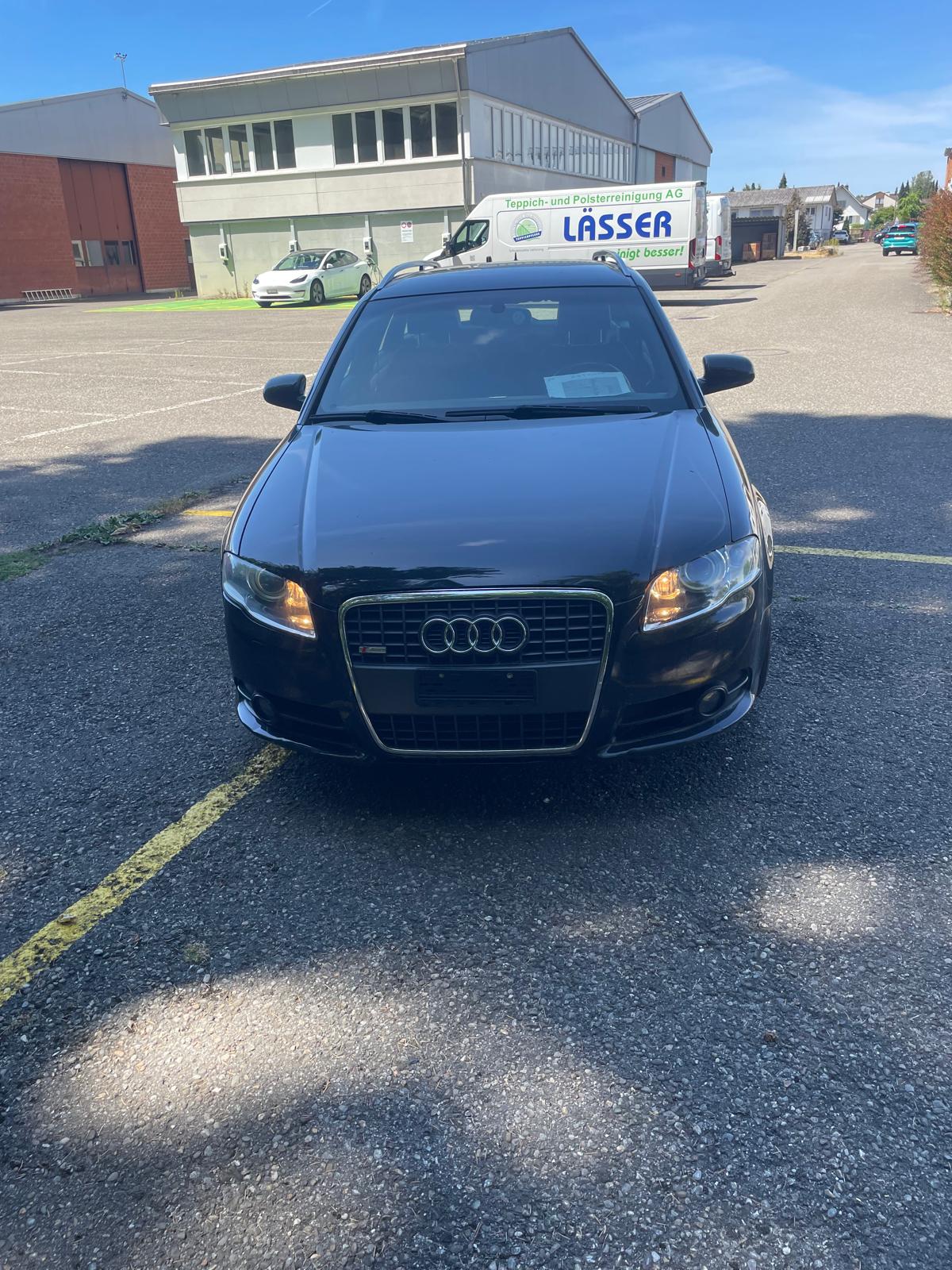 AUDI A4 Avant 2.0 Turbo FSI quattro-image-0