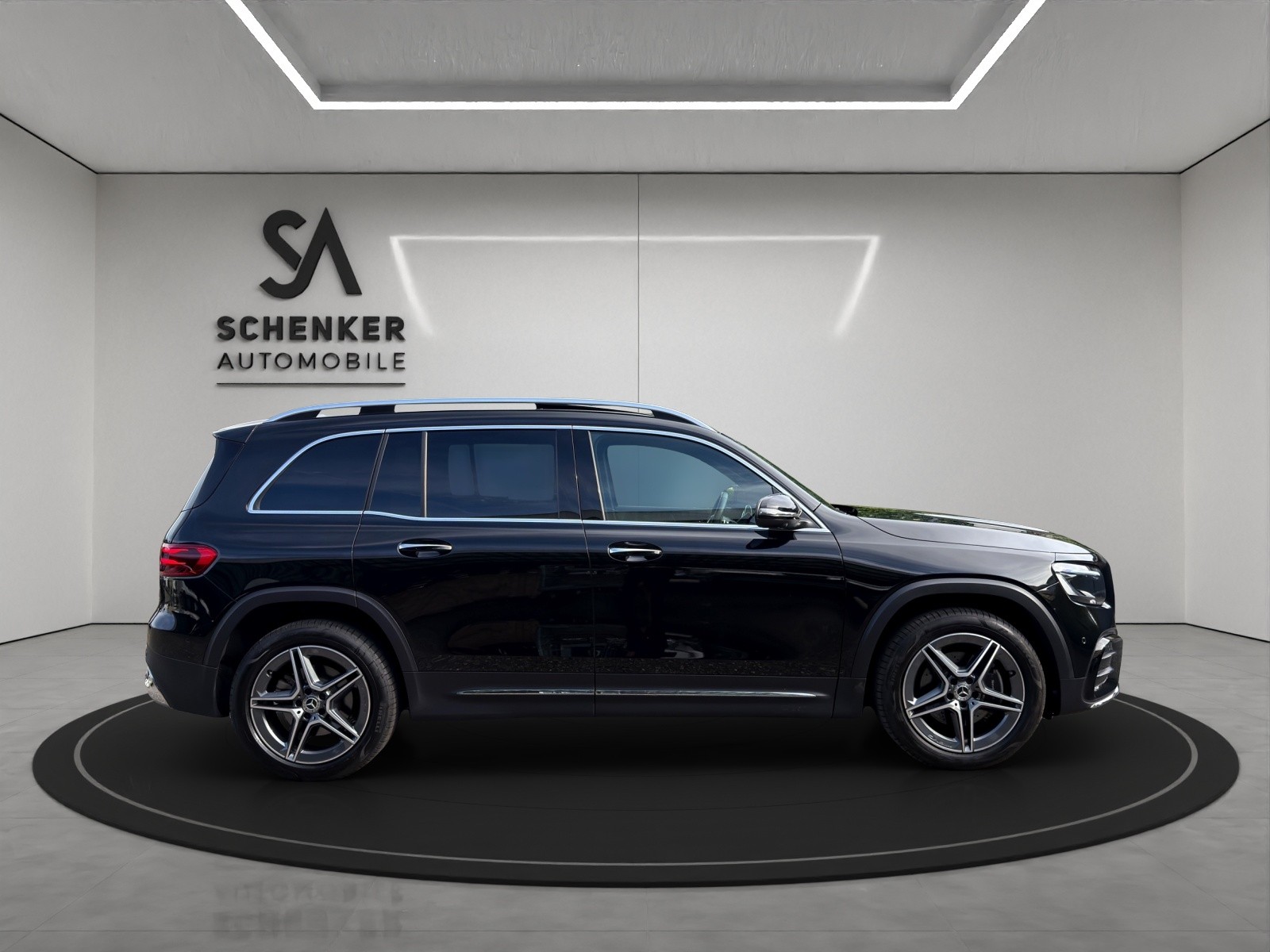 MERCEDES-BENZ GLB 200 7G-Tronic-image-6