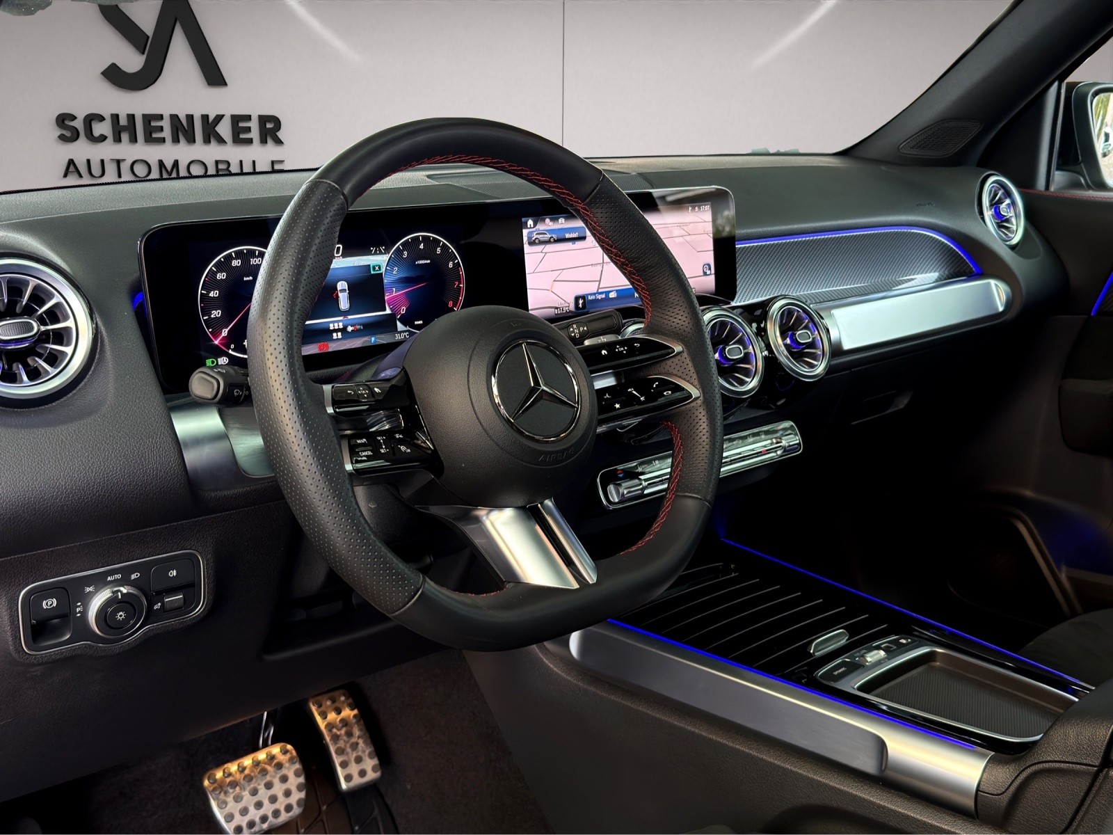 MERCEDES-BENZ GLB 200 7G-Tronic-image-9