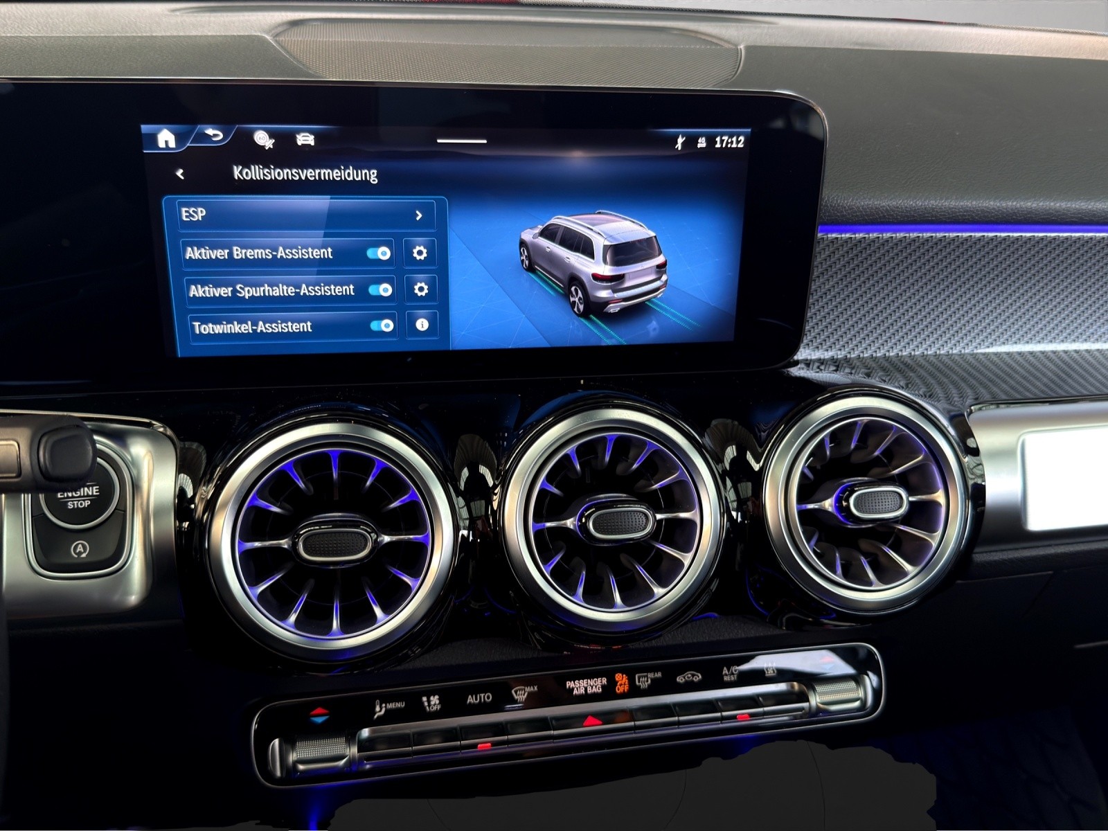 MERCEDES-BENZ GLB 200 7G-Tronic-image-24
