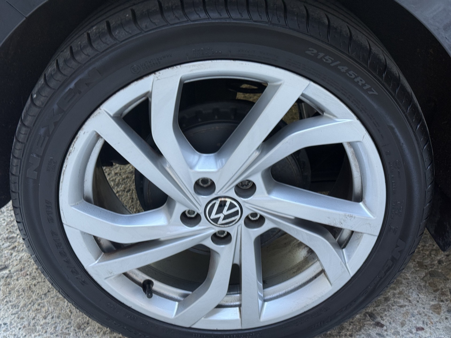 VW Polo 1.0 TSI R-Line DSG-image-11