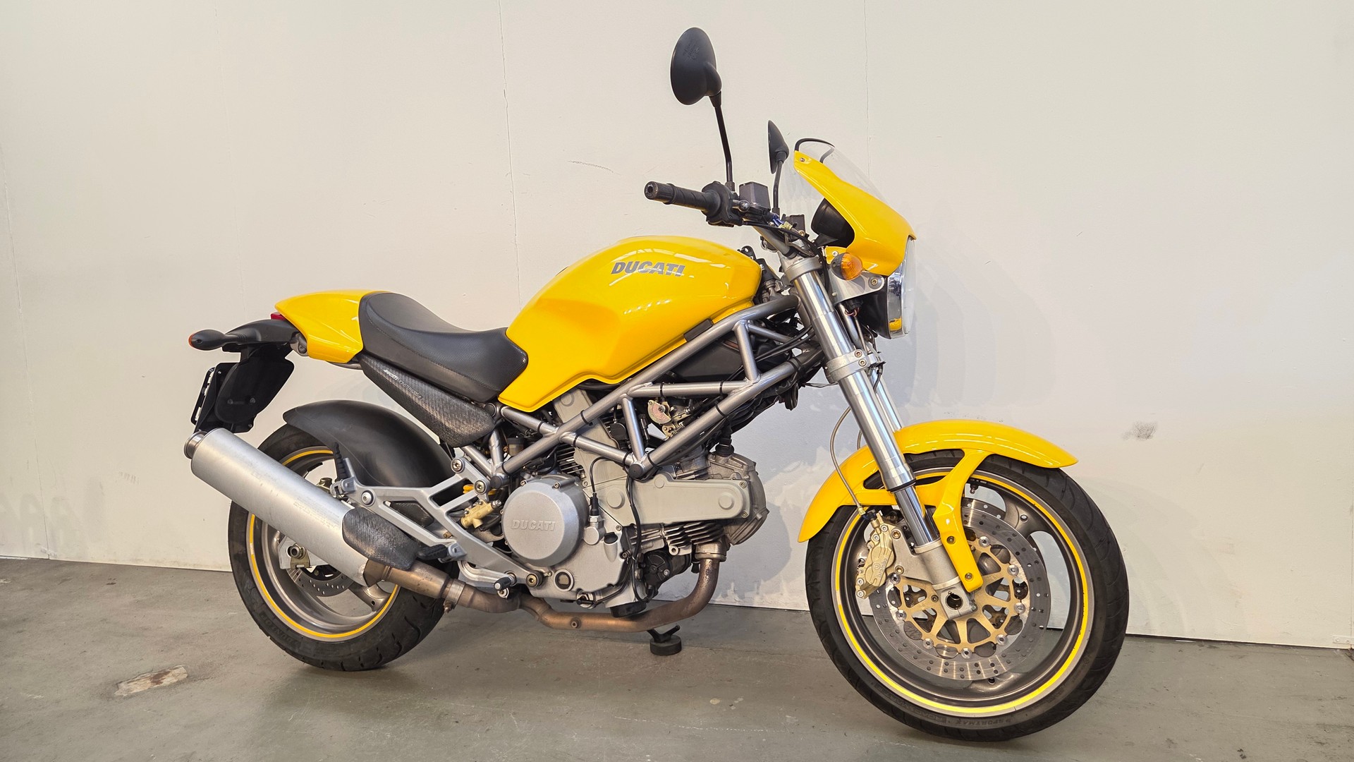 DUCATI Monster 620-showroom-element-2