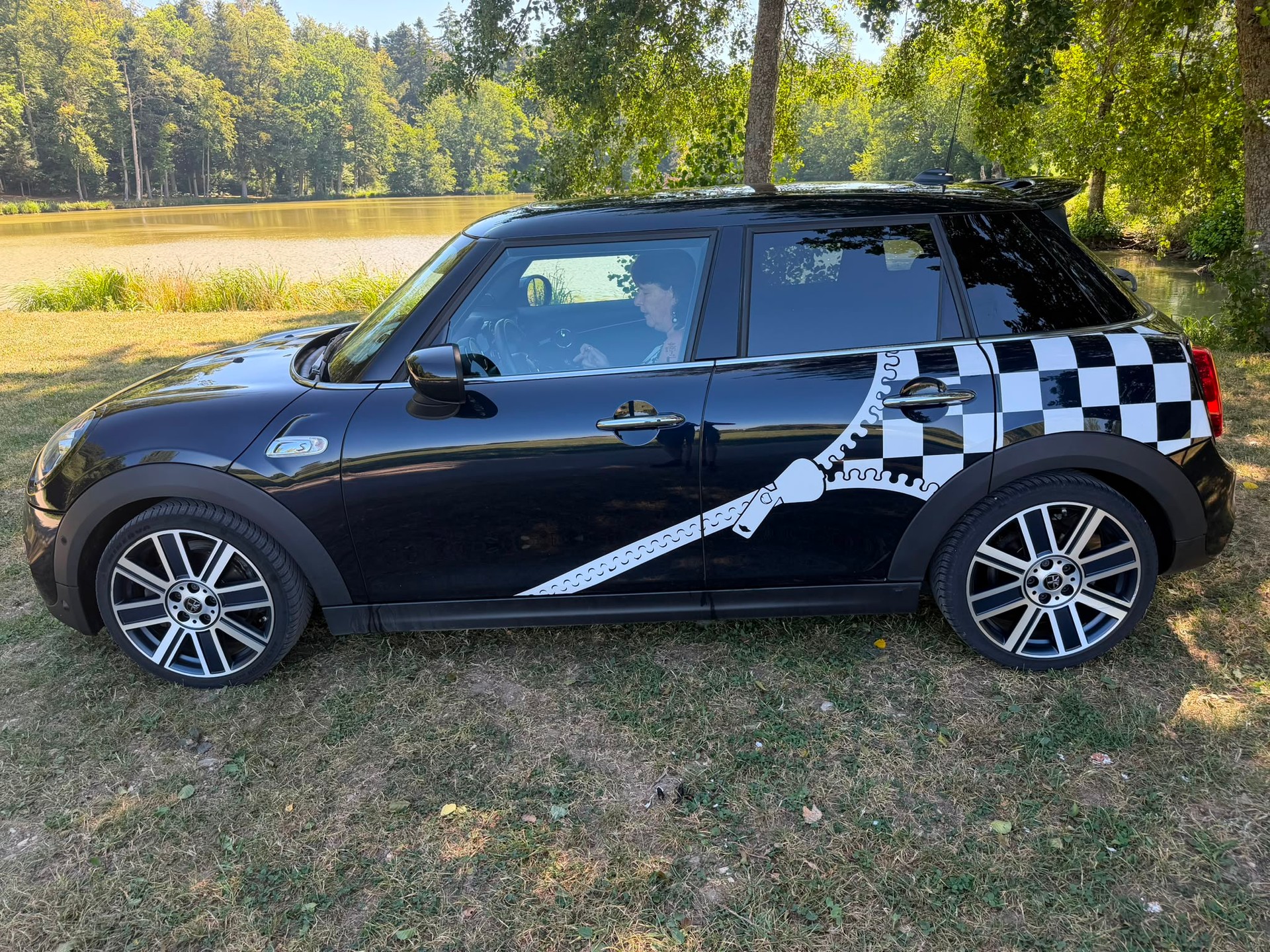 MINI 2.0i Cooper S-image-1
