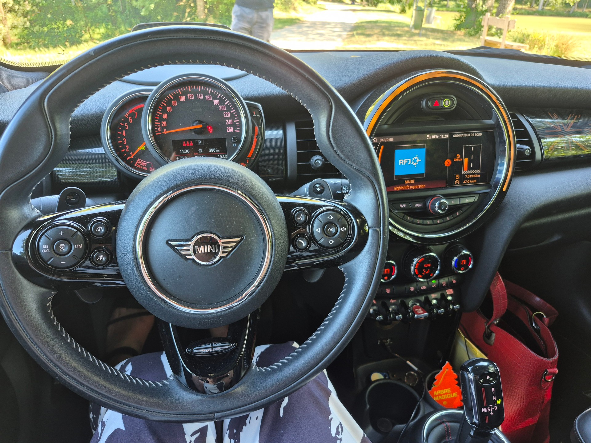 MINI 2.0i Cooper S-image-2