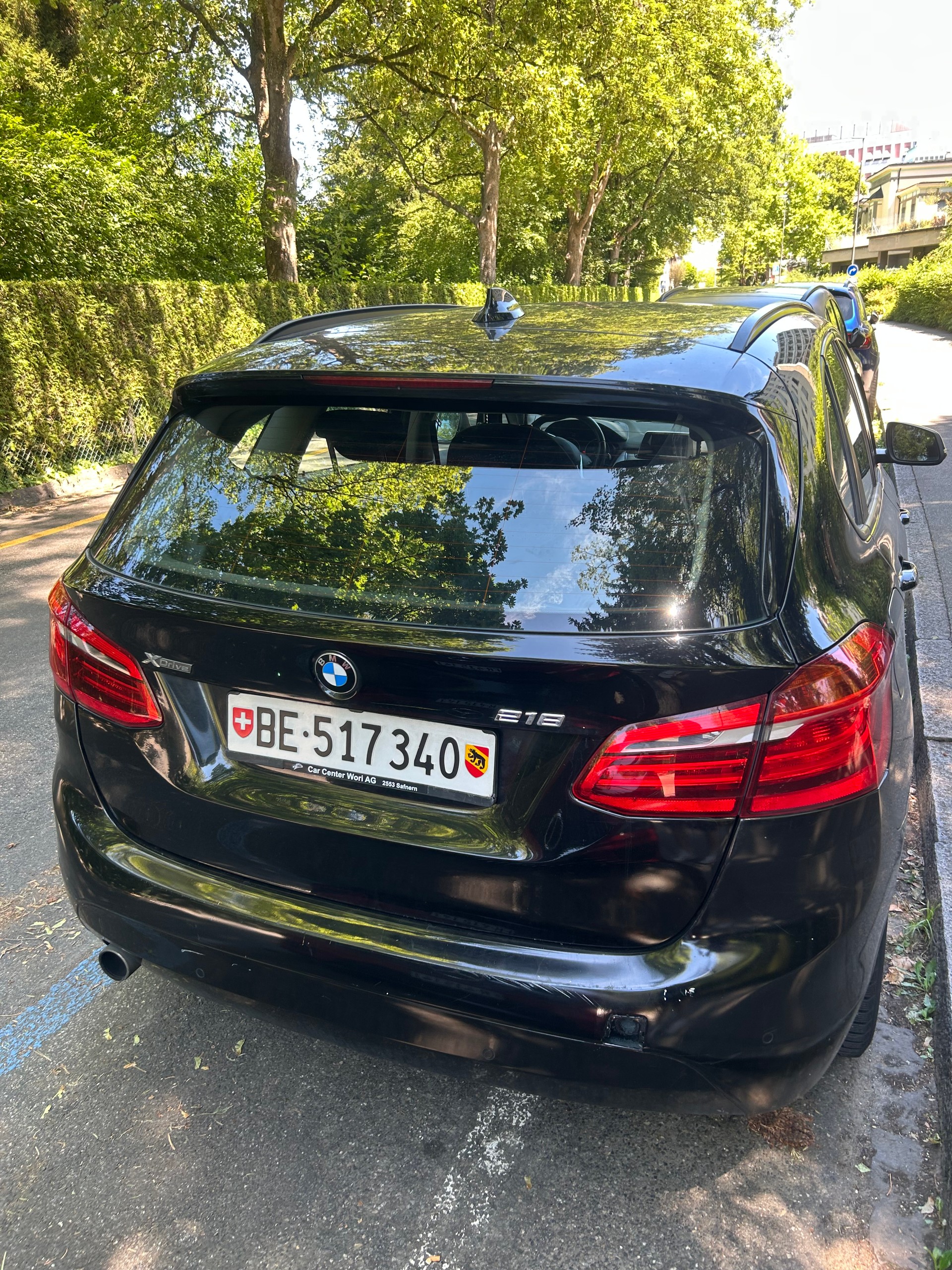 BMW 218d xDrive-image-0