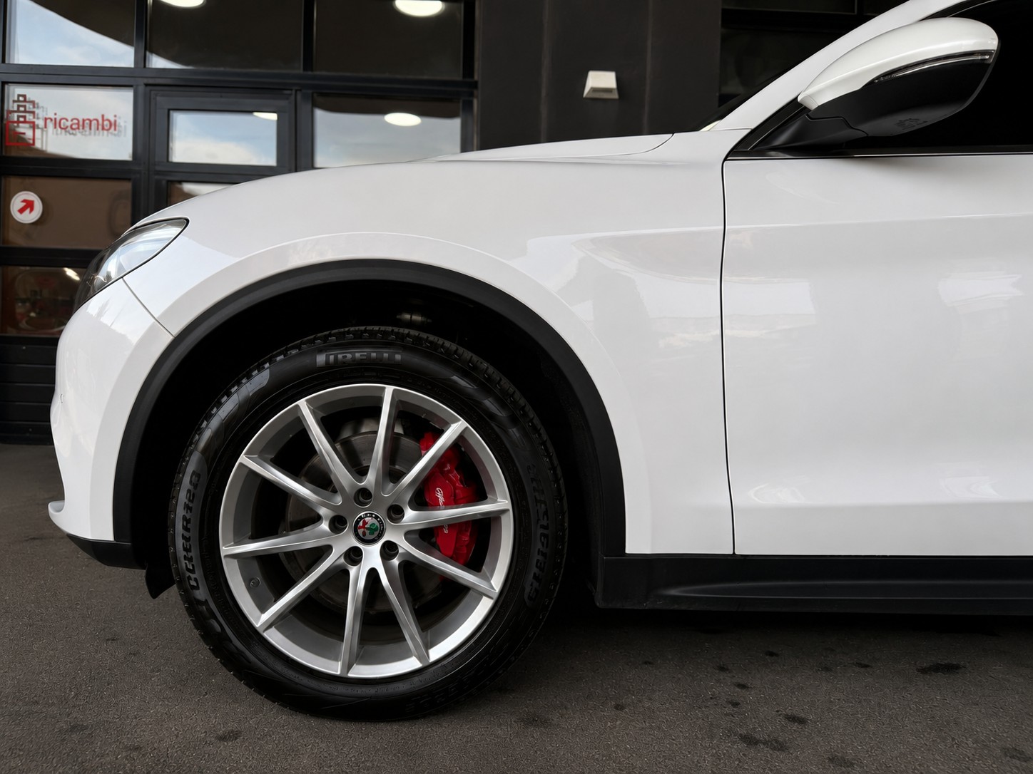 ALFA ROMEO Stelvio 2.2 JTDM Super Q4 Automatic-image-6