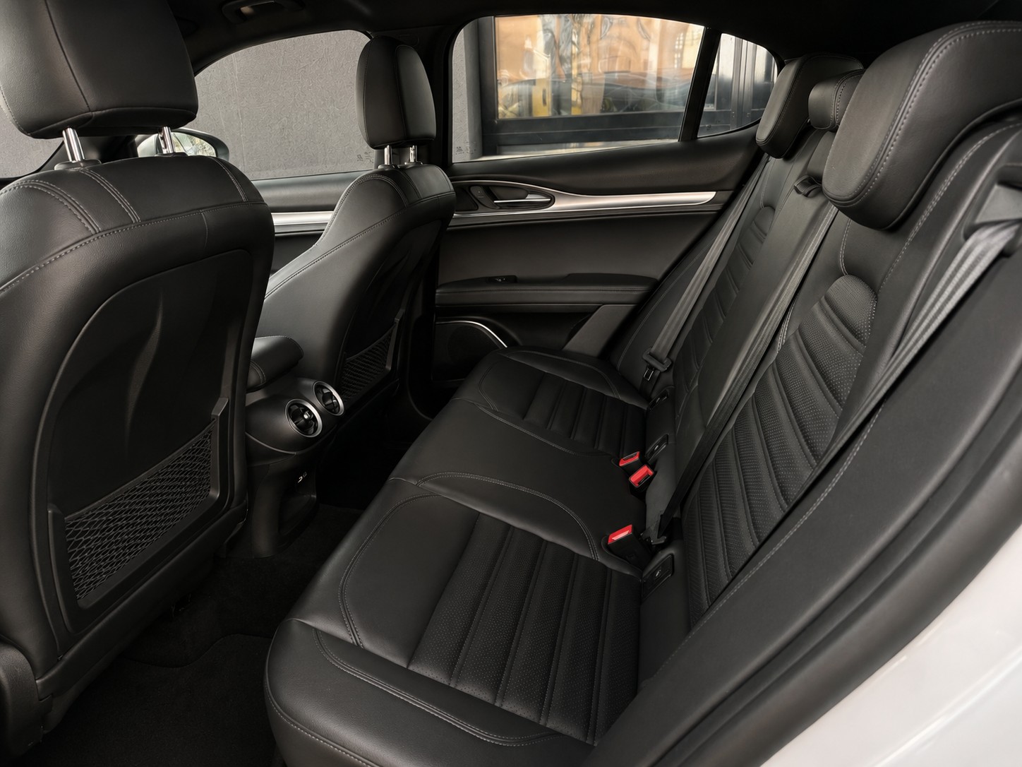 ALFA ROMEO Stelvio 2.2 JTDM Super Q4 Automatic-image-12