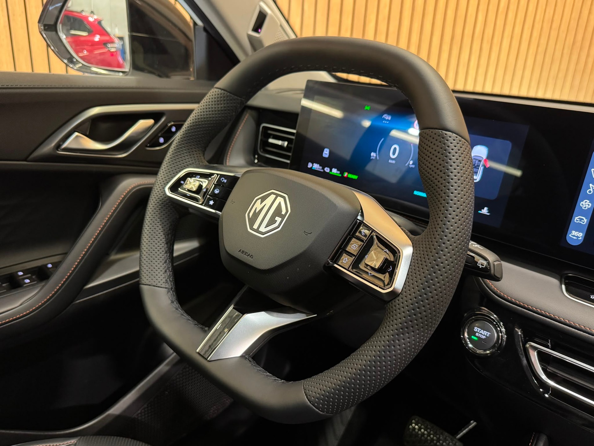 MG HS 1.5 T PHEV Luxury-image-10