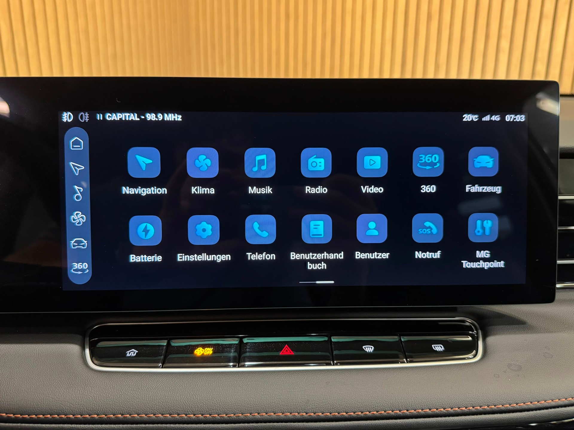 MG HS 1.5 T PHEV Luxury-image-18