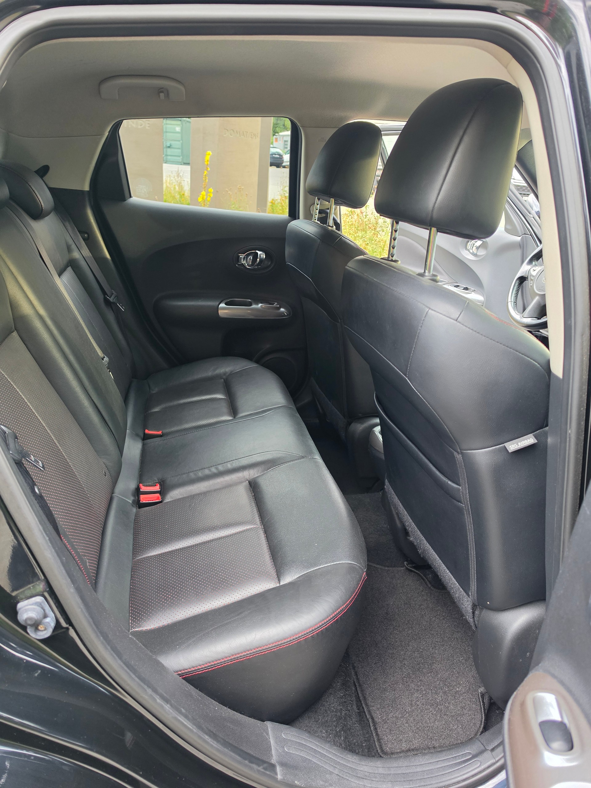 NISSAN Juke 1.6 DIG-T tekna 4x4 Xtronic M-CVT-image-11