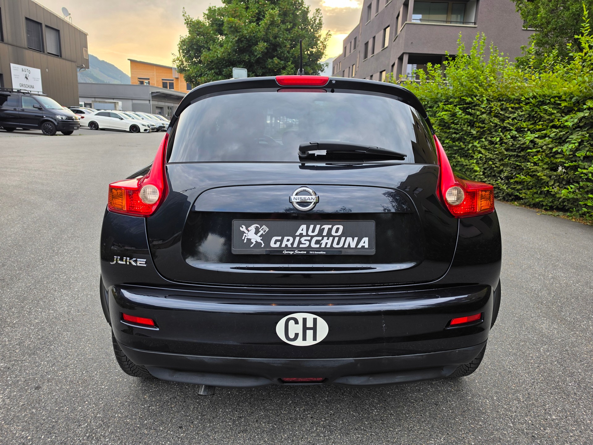 NISSAN Juke 1.6 DIG-T tekna 4x4 Xtronic M-CVT-image-3