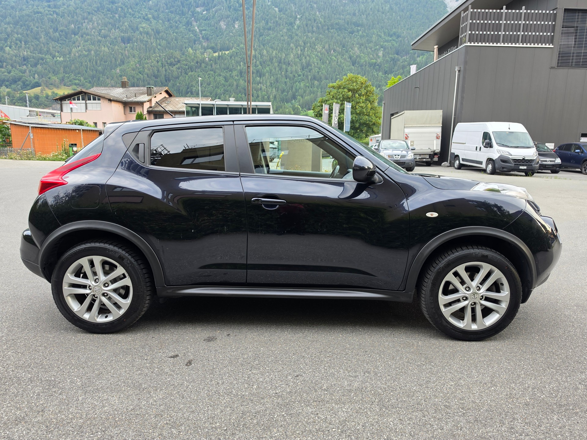 NISSAN Juke 1.6 DIG-T tekna 4x4 Xtronic M-CVT-image-5