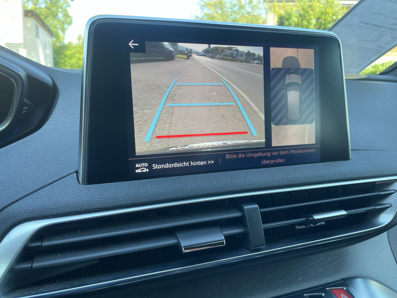 PEUGEOT 3008 2.0 BlueHDi 180 GT-image-9