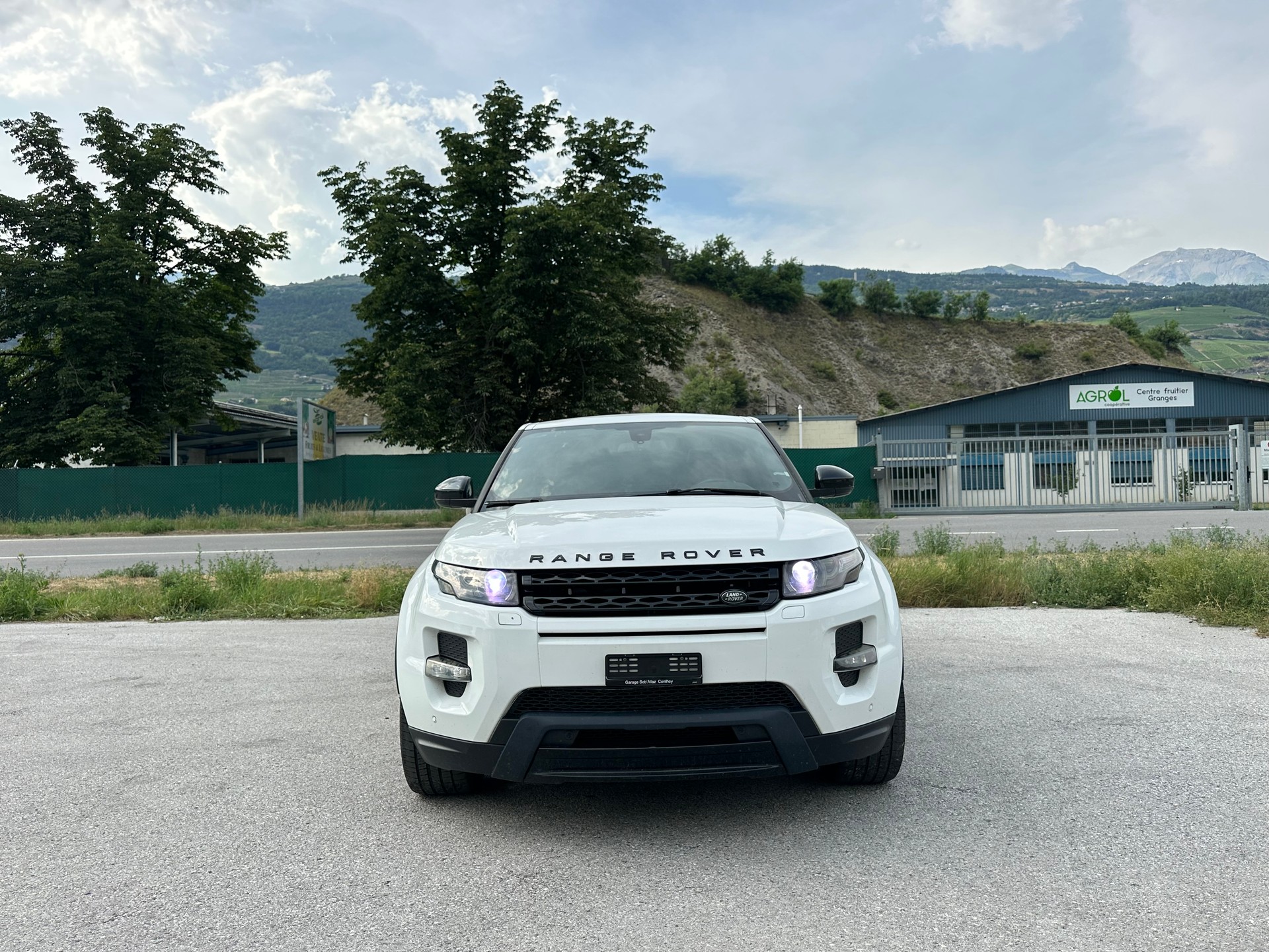 LAND ROVER Range Rover Evoque 2.0 Si4 Pure AT9-image-2