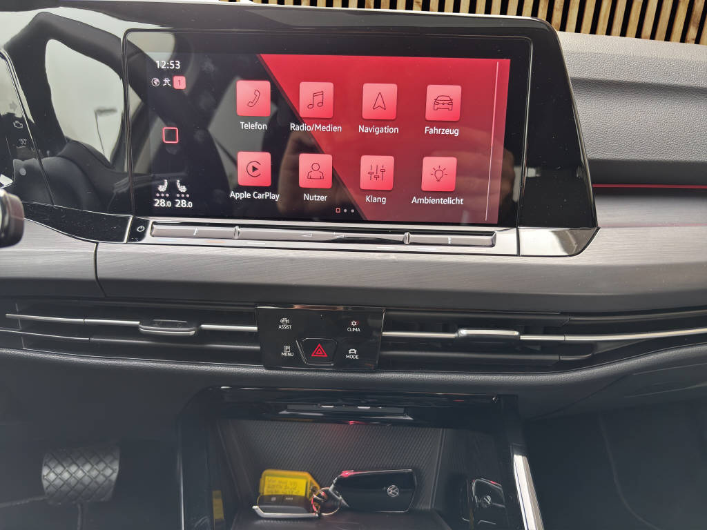 VW Golf VIII 2.0 TSI Style DSG-image-9