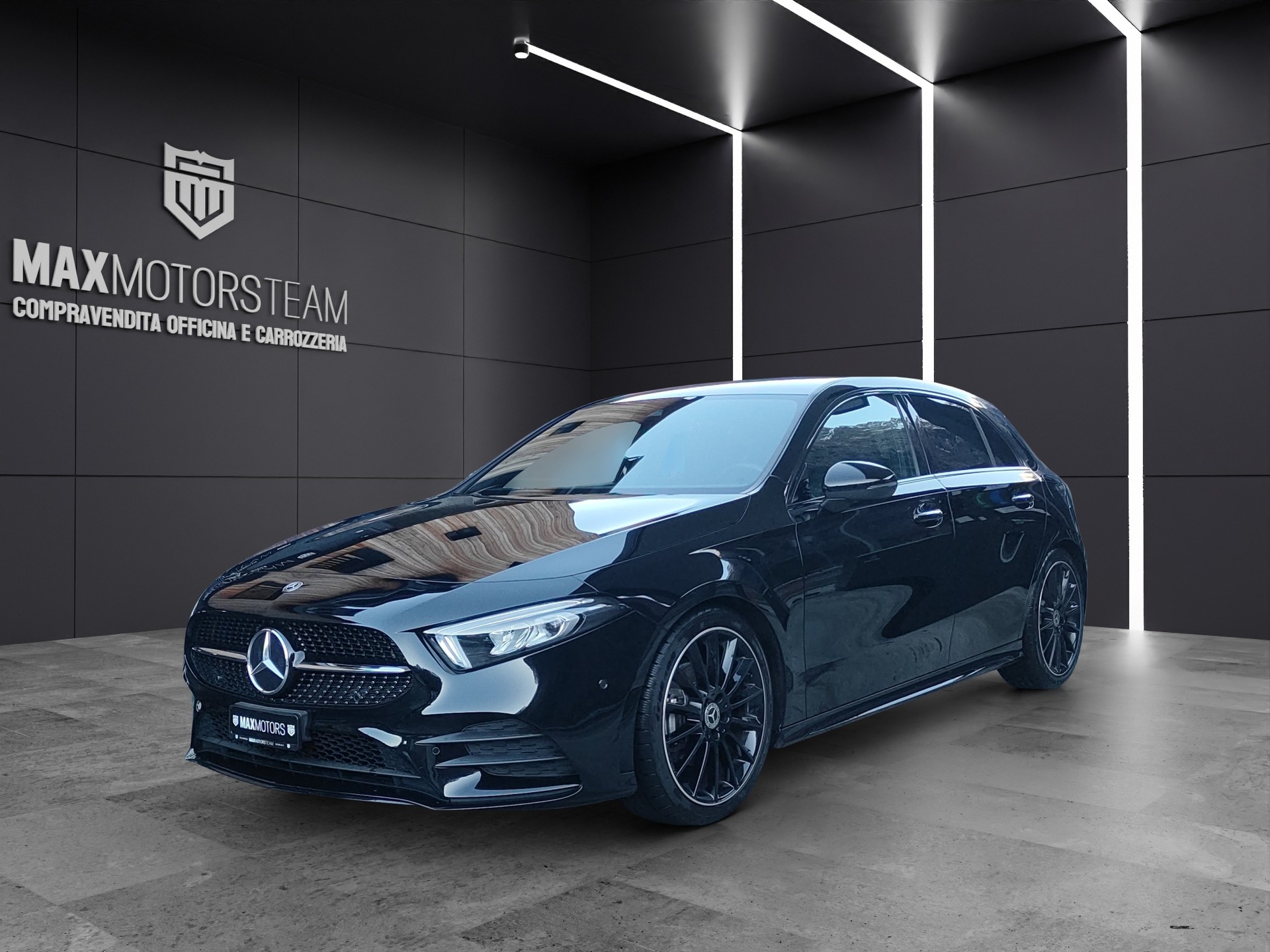 MERCEDES-BENZ A 200 4Matic AMG Line 8G-DCT
