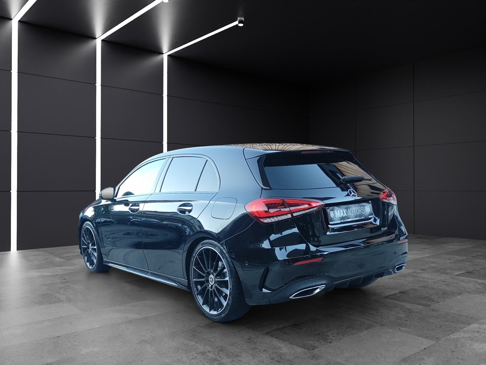 MERCEDES-BENZ A 200 4Matic AMG Line 8G-DCT-image-5