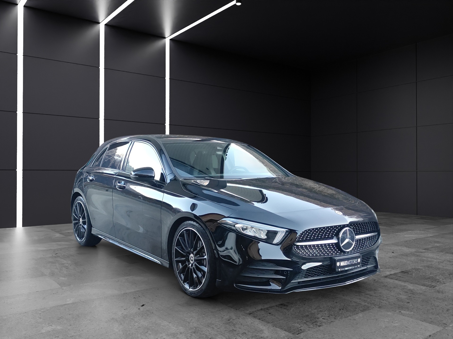 MERCEDES-BENZ A 200 4Matic AMG Line 8G-DCT-image-1