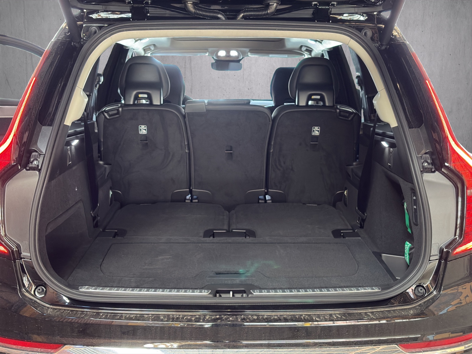 VOLVO XC90 T8 eAWD PluginHybrid Ul Bright Xclusive Pr Geartronic-image-13