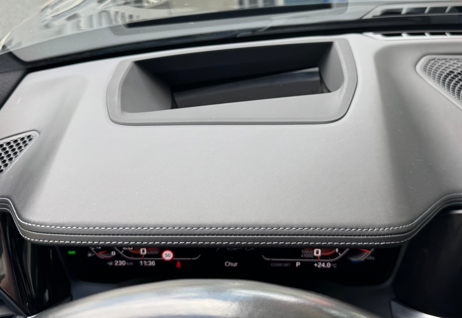BMW M340i xDrive 48V Touring Steptronic-image-15