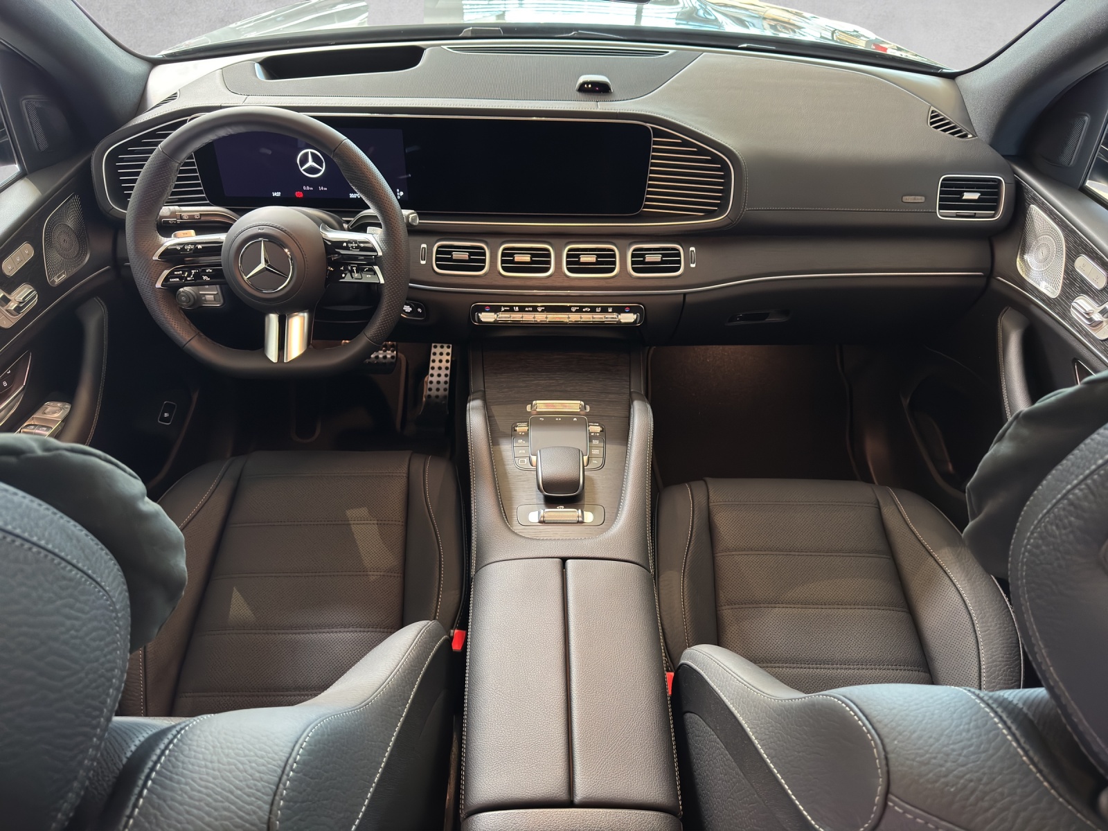 MERCEDES-BENZ GLS 450 d 4Matic 9G-Tronic-image-11