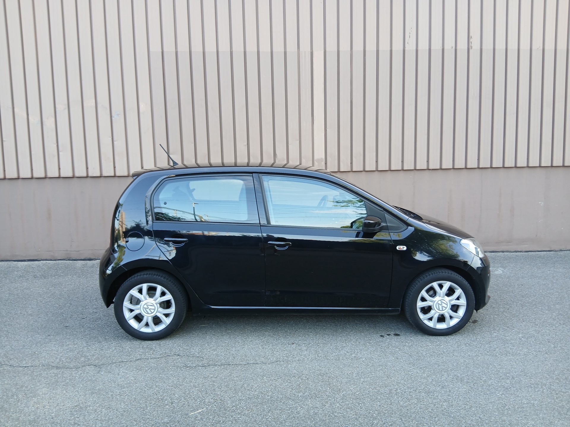 VW Up 1.0 BMT move up-image-4