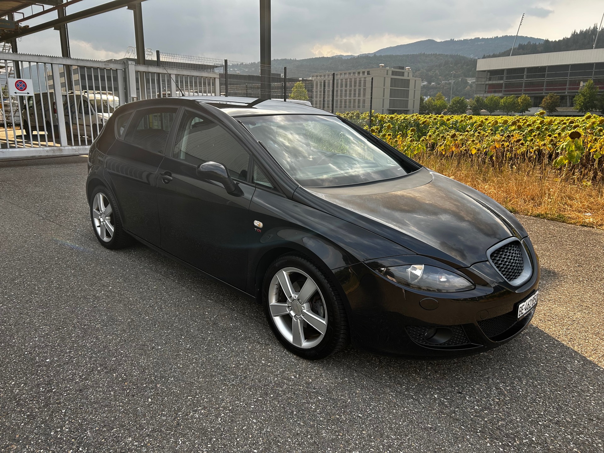 SEAT 2.0 TDI DPF Stylance DSG-image-5