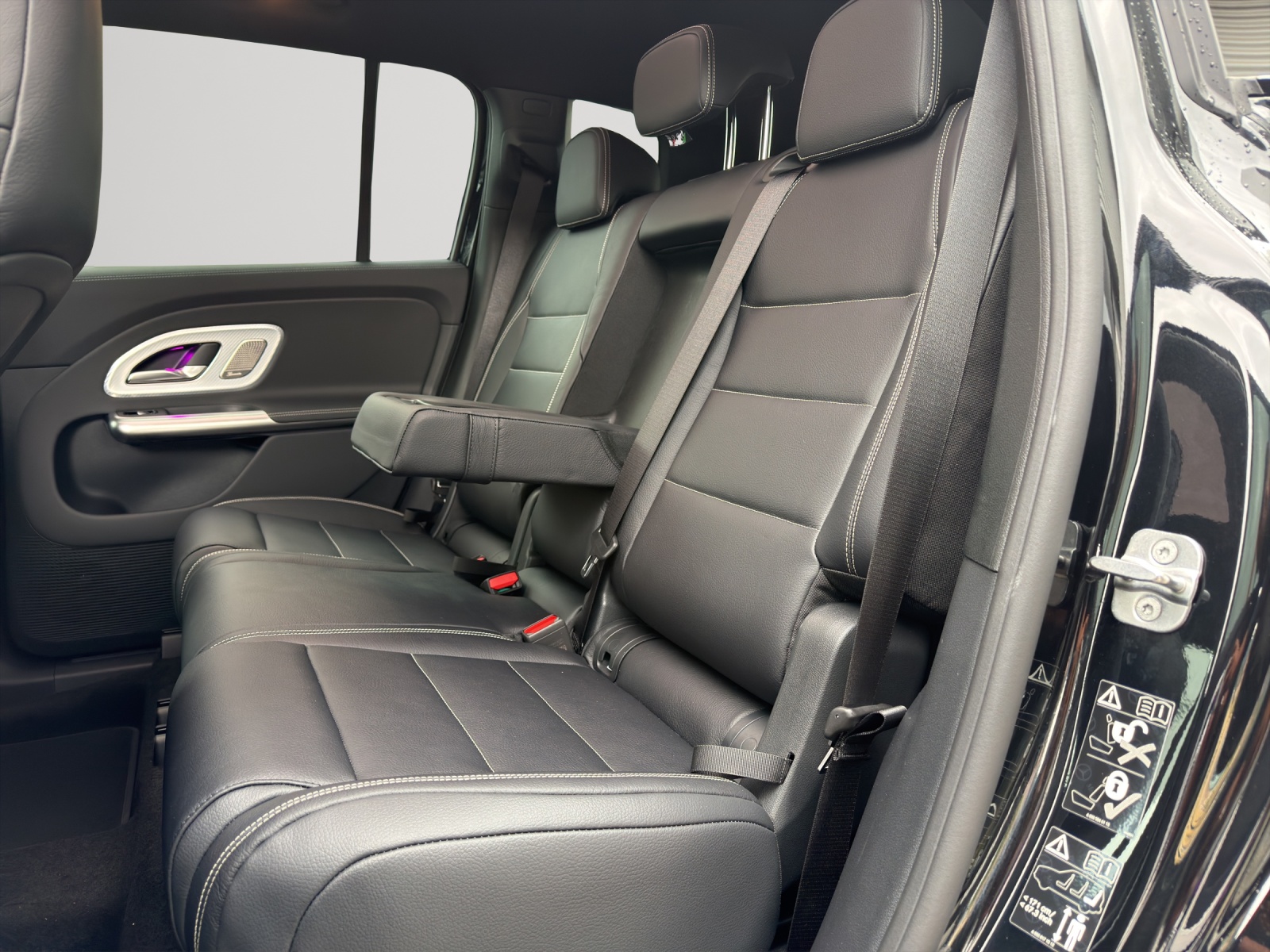 MERCEDES-BENZ GLB 220 4Matic 8G-Tronic-image-10