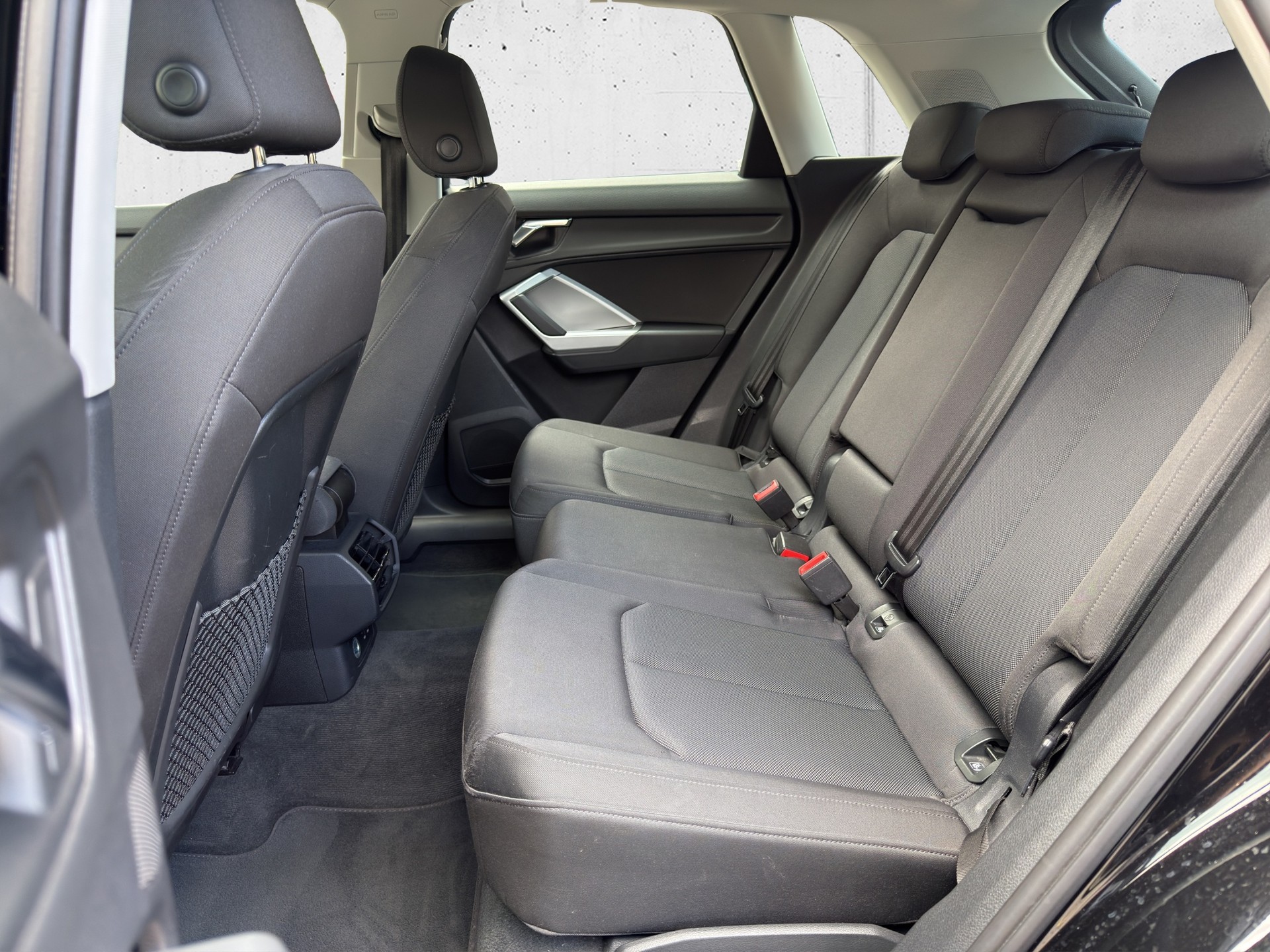 AUDI Q3 35 TFSI-image-8