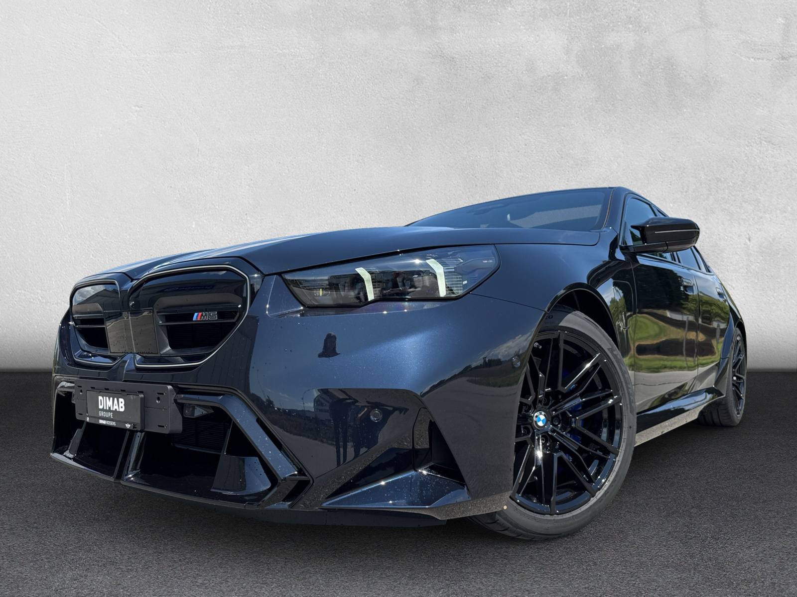 BMW M5 xDrive-image-8