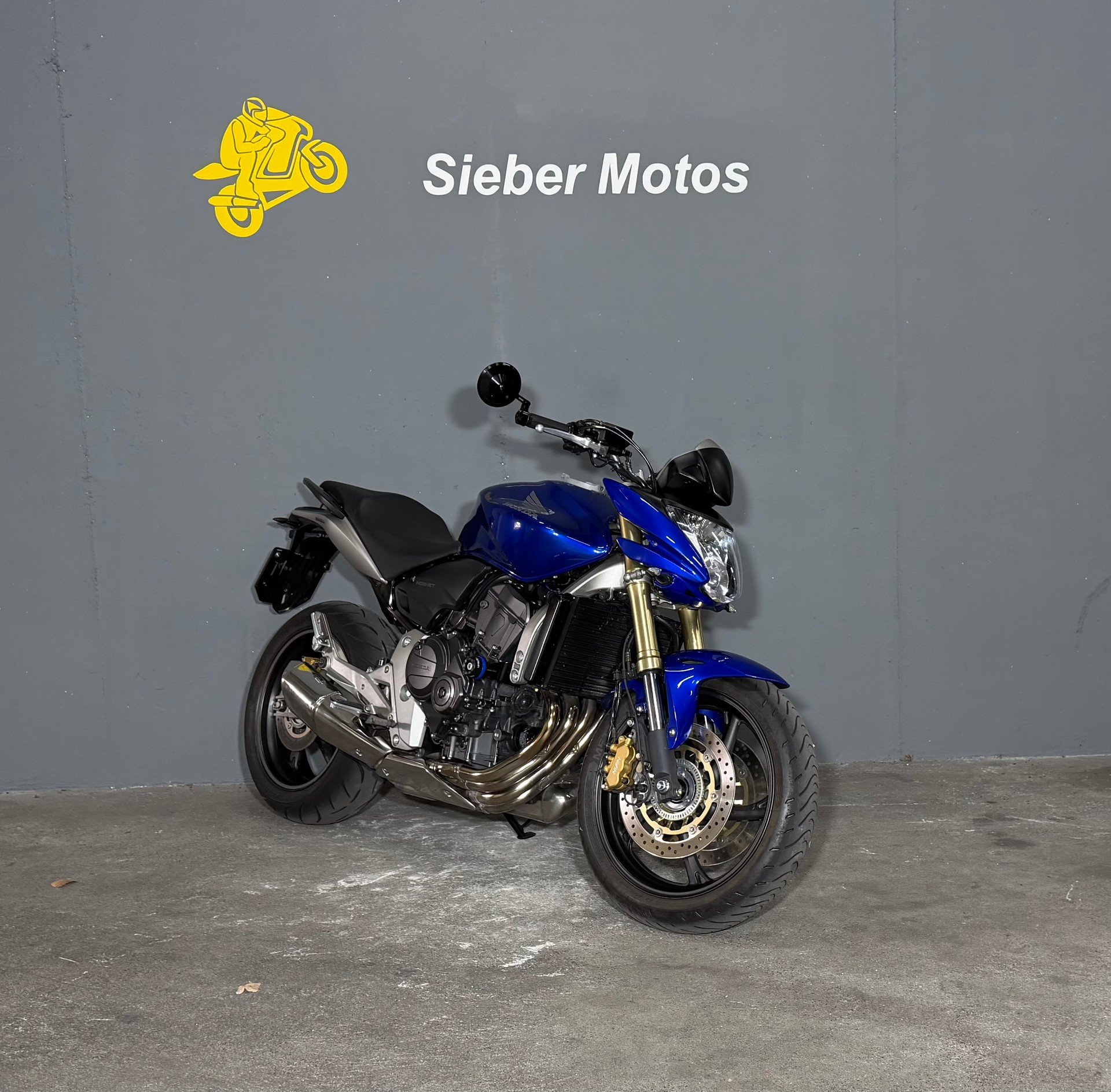 HONDA CB 600 F ABS Hornet-showroom-element-1