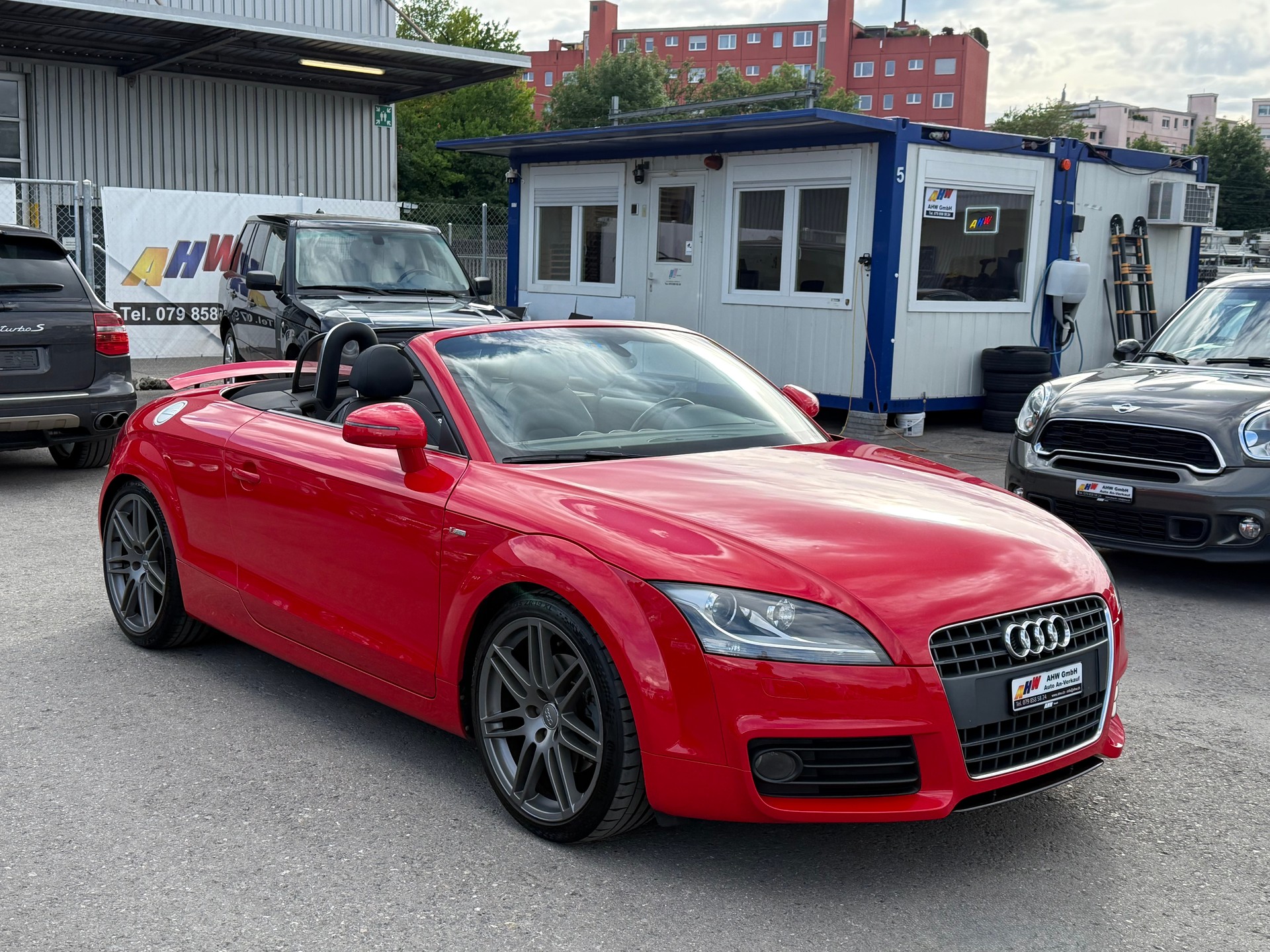 AUDI TT Roadster 2.0 TFSI S-Tronic S-line / Frisch ab MFK / Servicegepflegt bei AMAG / Carbon Paket / BOSE / Navi-image-2