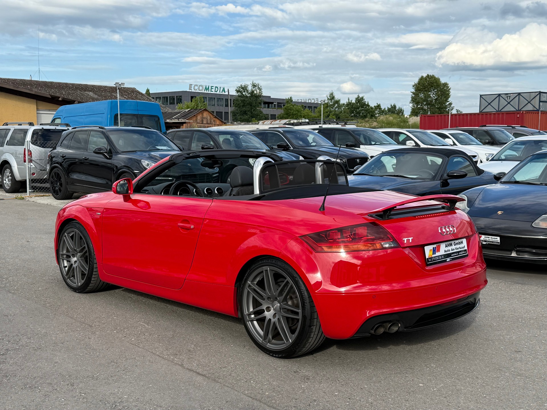AUDI TT Roadster 2.0 TFSI S-Tronic S-line / Frisch ab MFK / Servicegepflegt bei AMAG / Carbon Paket / BOSE / Navi-image-5