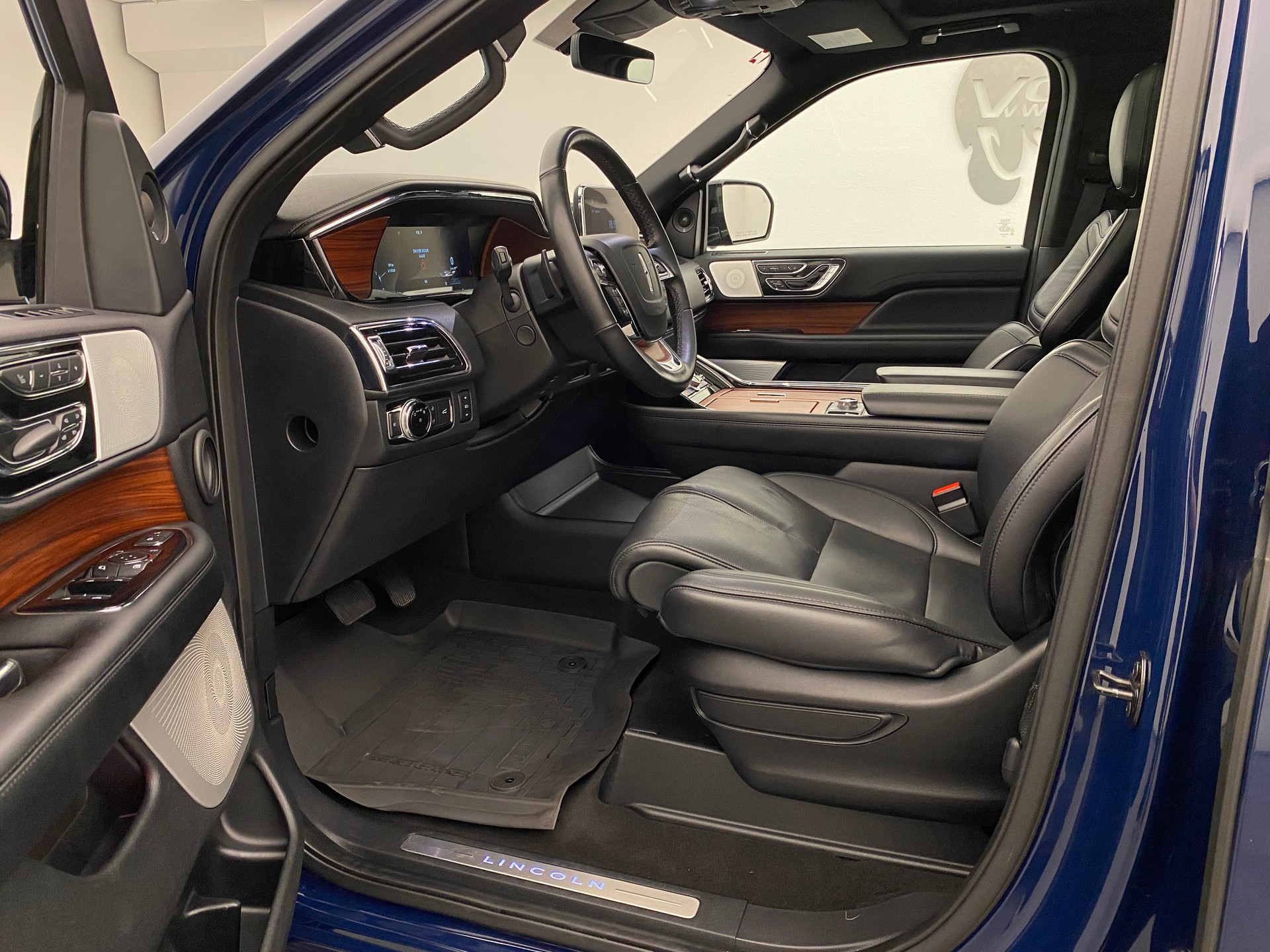 LINCOLN Navigator 3.5 Reserve-image-9
