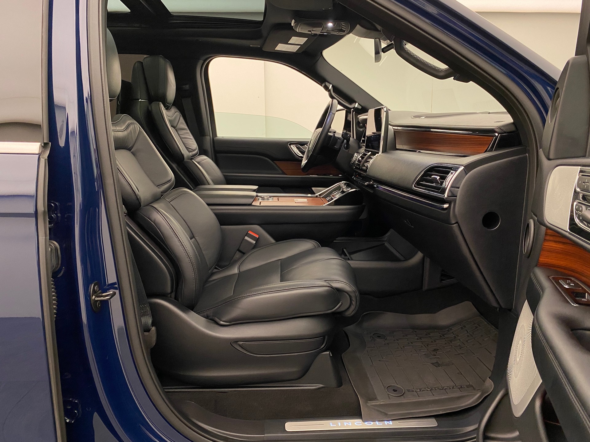 LINCOLN Navigator 3.5 Reserve-image-11