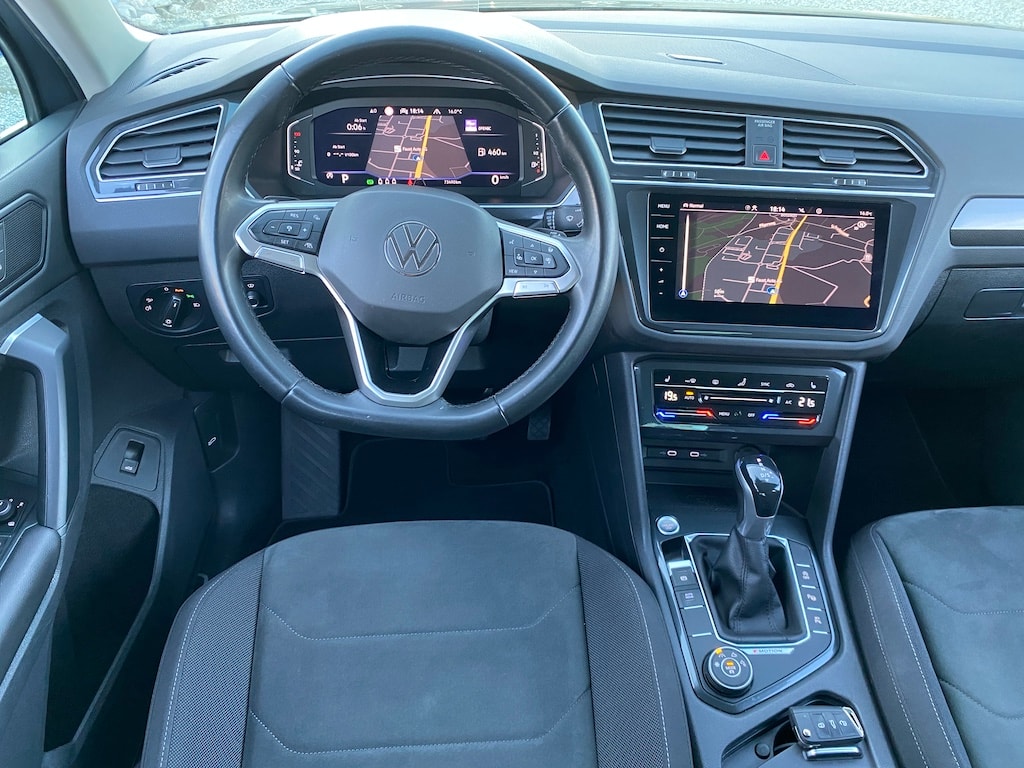 VW Tiguan 2.0 TDI SCR Elegance 4Motion DSG-image-9