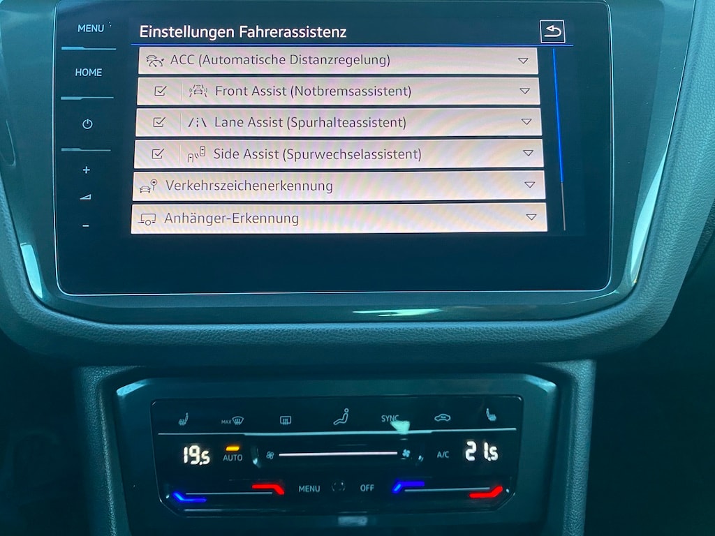 VW Tiguan 2.0 TDI SCR Elegance 4Motion DSG-image-12