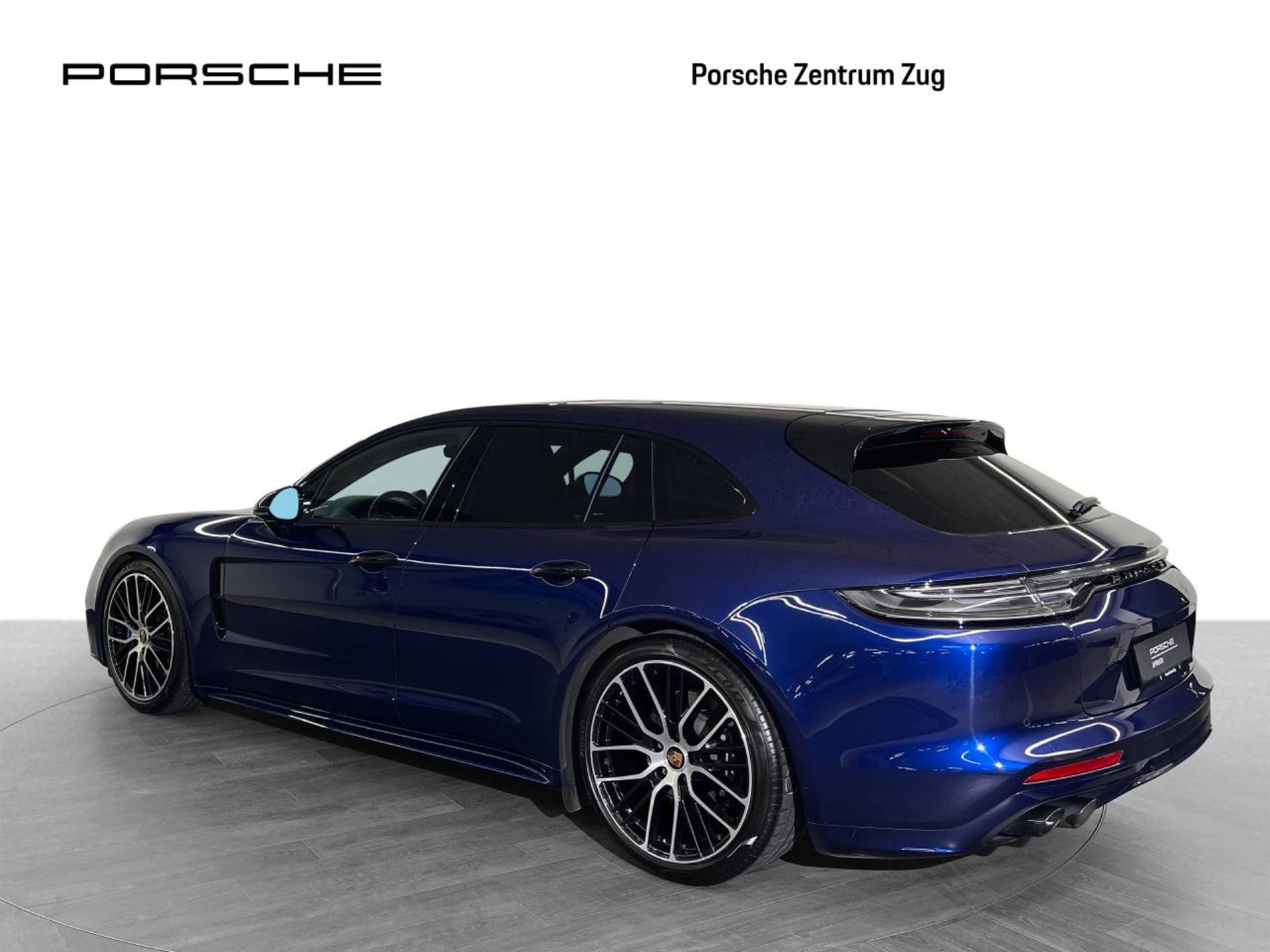 PORSCHE Panamera GTS Sport Turismo-showroom-element-2