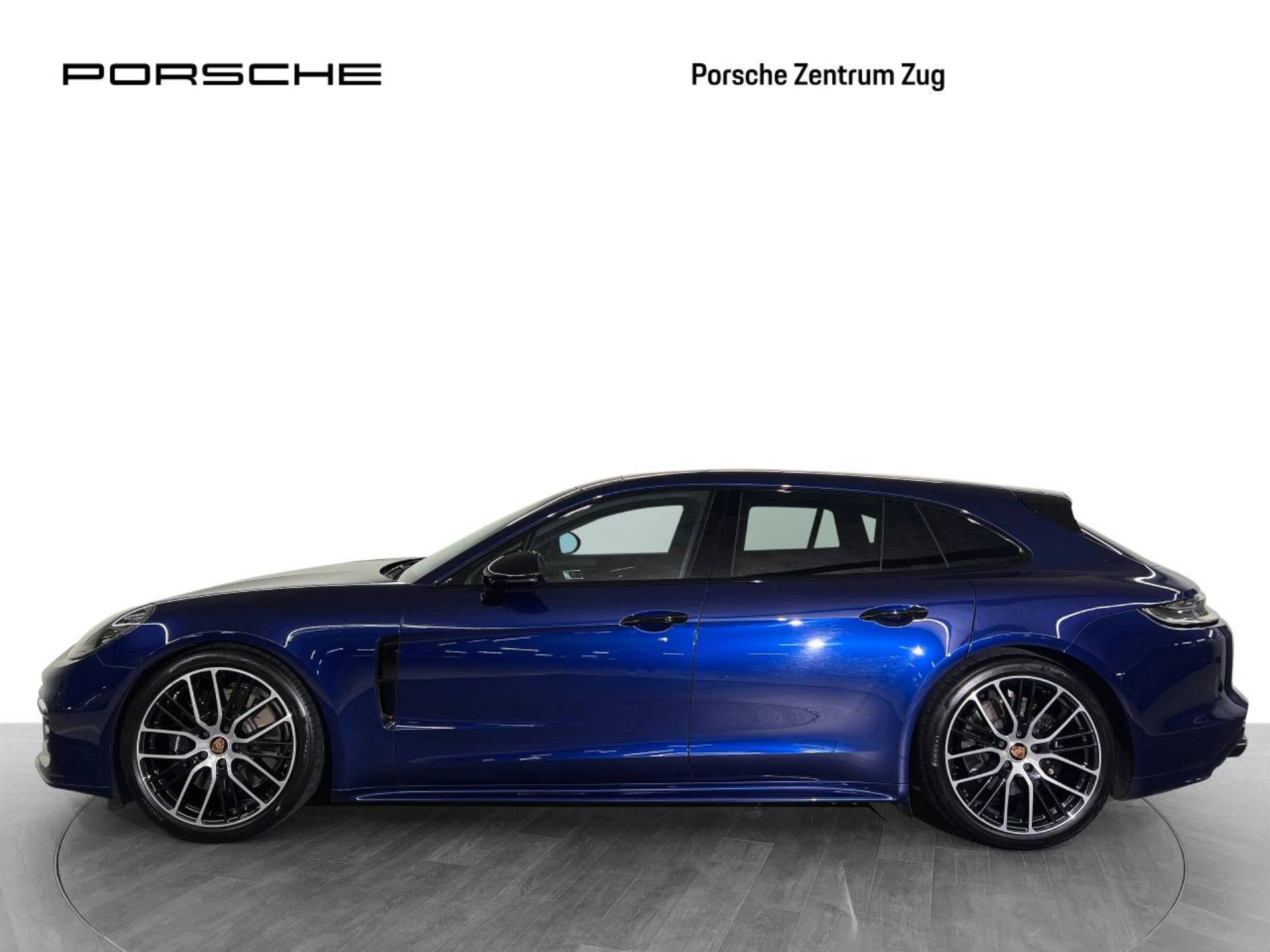 PORSCHE Panamera GTS Sport Turismo-showroom-element-1