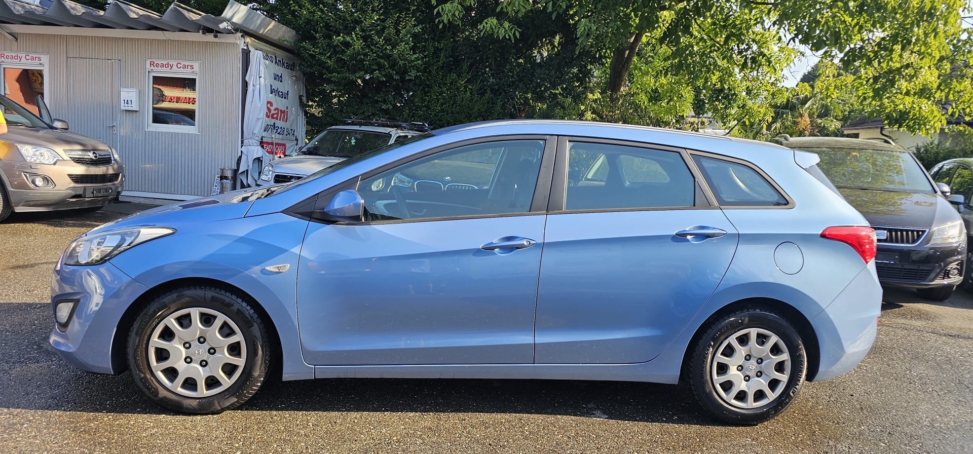 HYUNDAI i30 Wagon 1.6 CRDi Plena-image-3