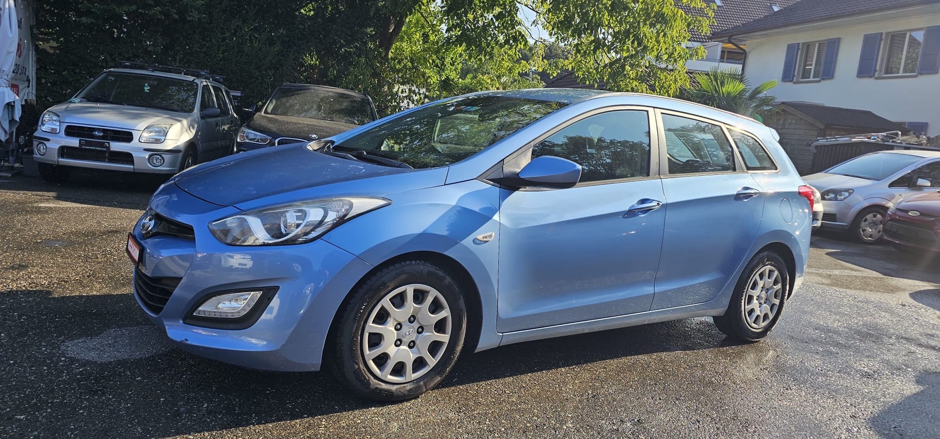 HYUNDAI i30 Wagon 1.6 CRDi Plena-image-2