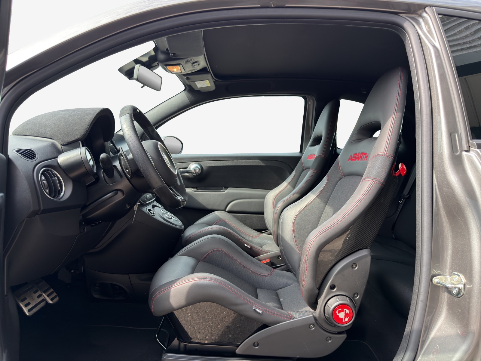 FIAT 695C 1.4 16V Turbo Abarth Competizione Dualogic-image-7