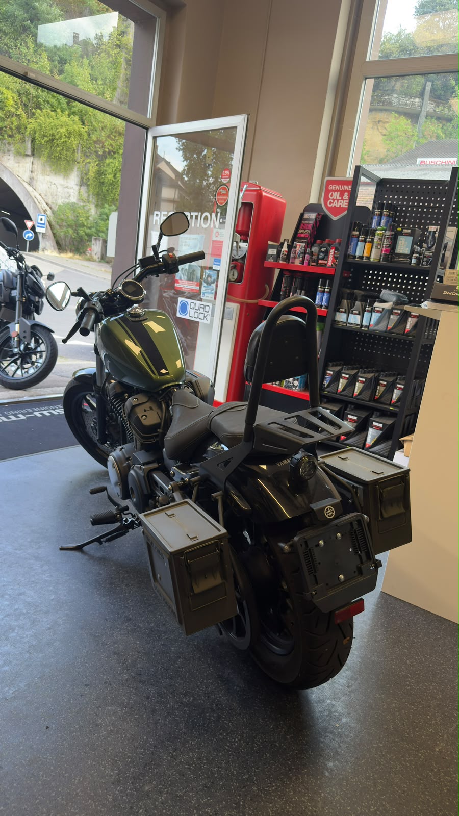 YAMAHA XV 950 R ABS ( 35KW )-showroom-element-2