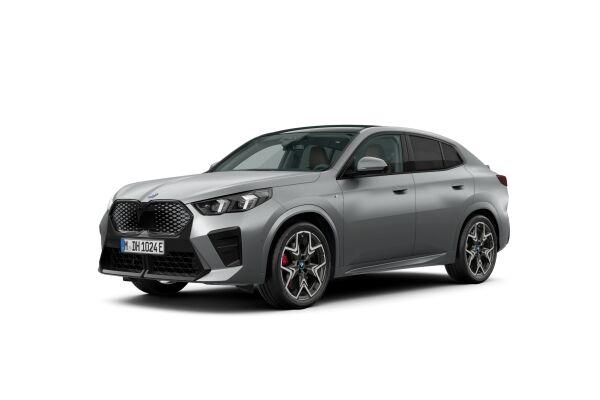 BMW iX2 30 Sport M Pro xDrive U10 (CH)