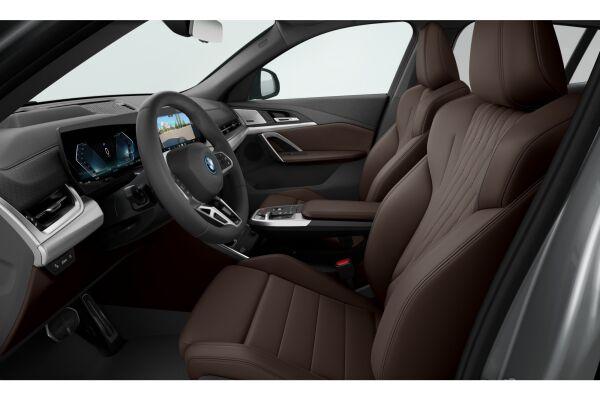 BMW iX2 30 Sport M Pro xDrive U10 (CH) 📍-showroom-element-2