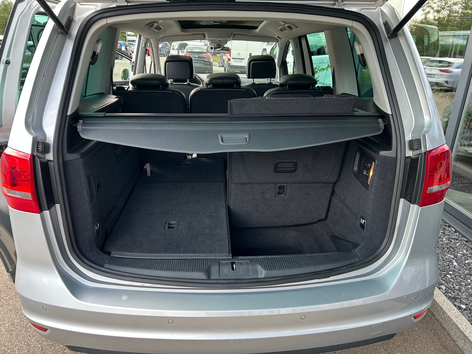 VW Sharan 2.0 TDI BMT Highline 4Motion-image-11